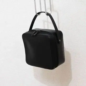 AURALEE x AETA 가죽 백 24aw