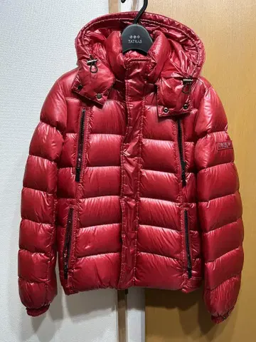 개런티 포함 새상품급 TATRAS 디오메데 레드 01 사이즈