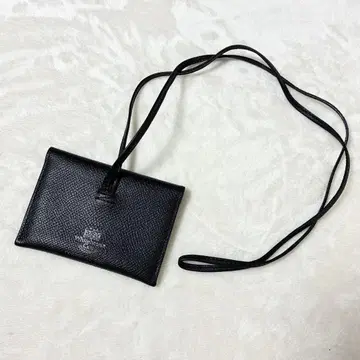 새상품급 화이트하우스콕스 넥스트랩 카드 케이스 블랙 가죽
