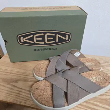 새상품! KEEN ELLE MIXED SLIDE 킨 샌들 24cm