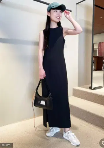 Edition 폴리에스테르 백 오픈 원피스