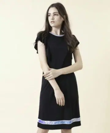 새상품급 레오나르 캉캉 원피스 38