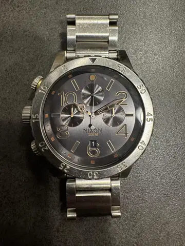 NIXON 48-20 크로노그래프 작동 불가