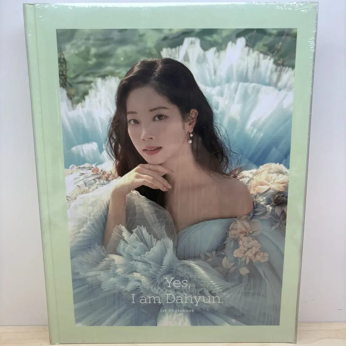 TWICE YES,I amシリーズ VIDEO CALL EVENT] TWICE Photobook Yes, I am Nayeon. - JYP SHOP