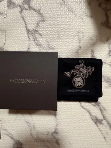EMPORIO ARMANI 실버 펜던트 목걸이