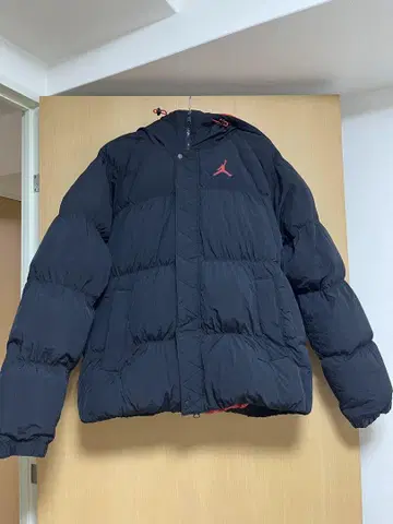 Jordan 블랙 퍼퍼 자켓 후드 부착