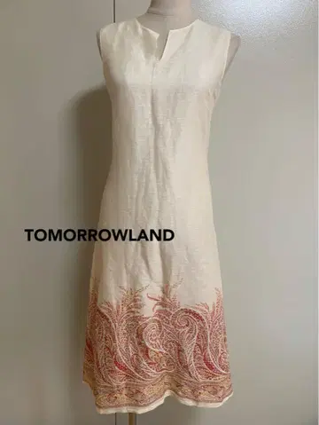 TOMORROWLAND 아이보리 슬리브리스 원피스