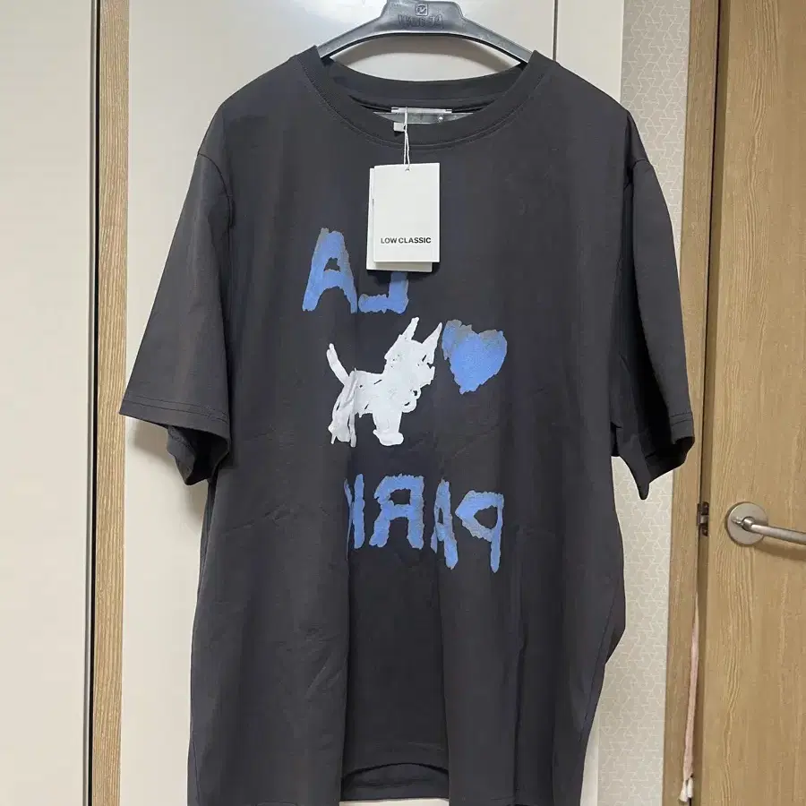 New) Low Classic Love Park T-shirt Short Sleeve Jennie