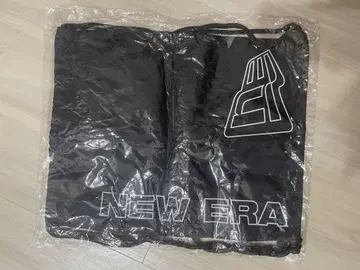 NEW ERA 블랙 스포츠 백