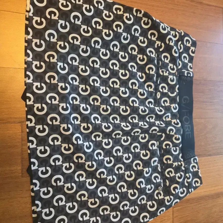 G/FORE | 지포어 G/fore Women's Skirt 64 on Bunjang Global Site.