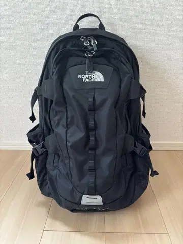 THE NORTH FACE HOT SHOT 백팩