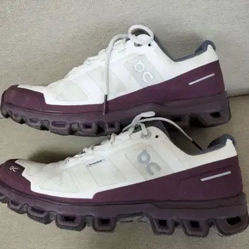On Cloudventure Waterproof 클라우드벤처