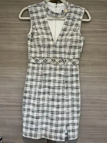 Robe de Fleurs Glossy 체크 무늬 타이트 드레스 M