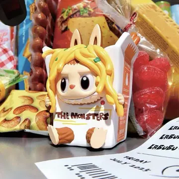 THE MONSTERS Wacky Mart 라부부 차우멘 면