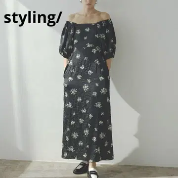 스타일링 플라워 프린트 오프숄더 원피스 블랙