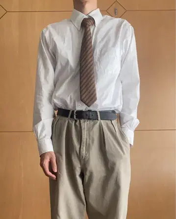 Salvatore Ferragamo 스트라이프 넥타이