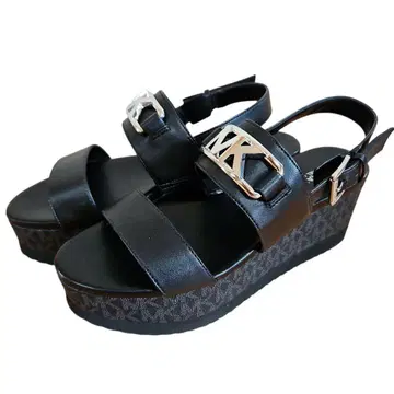 [새상품급] Michael Kors 블랙 웨지 샌들 MK 로고 멋있음