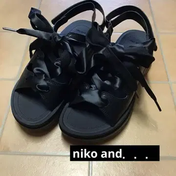 니코앤드 샌들 리본샌들