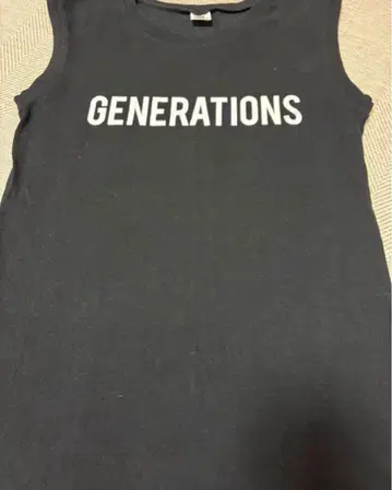 GENERATIONS 제네 로고 슬리브리스 T셔츠 (black)