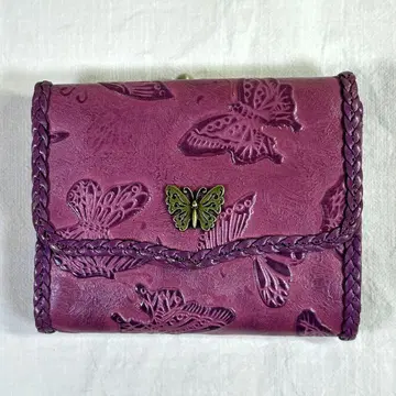ANNA SUI 나비 엠보싱 반지갑