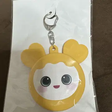 TWICE BABY LOVELYS 캔뱃지 케이스 키링