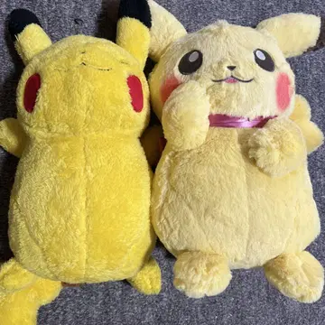 피카츄 봉제 인형 2개 세트