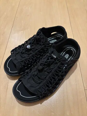 KEEN UNEEK II OT 26.5cm 블랙
