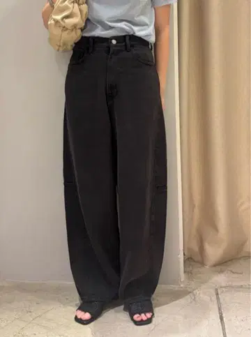 뷰티 앤 유스 유나이티드 애로우즈 셀룰로오스 데님 커브 팬츠 S