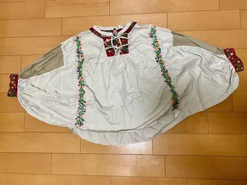 무챠챠 아챠츄무 자수 모몽가 블라우스