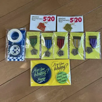 ARASHI Anniversary Tour 5x20 핀 배지 세트
