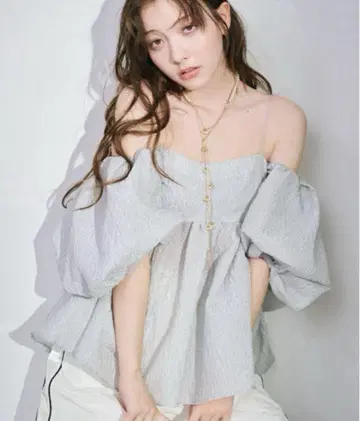 LILYBROWN 3WAY 자카드 페플럼 뷔스티에