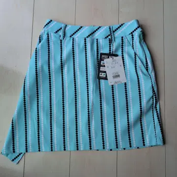Tommy Hilfiger 스카이블루 스트라이프 스커트
