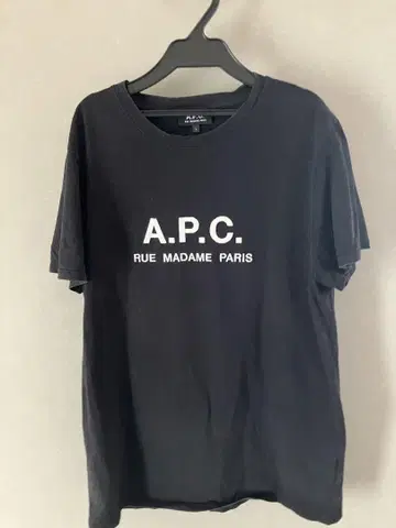 A.P.C. 네이비 티셔츠 로고 프린트