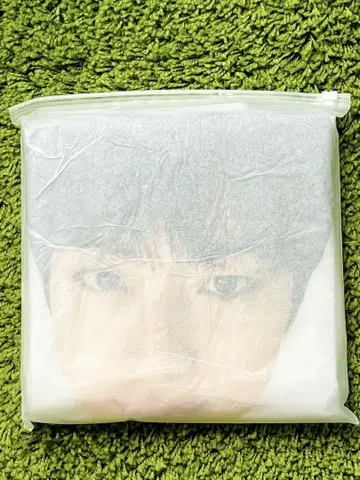 BTS 진 JIN RUNSEOKJIN 투어 특전 레인코트 코얀