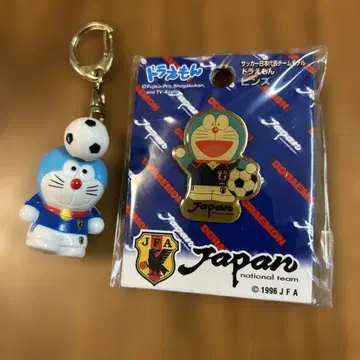 도라에몽 핀 배지 키링 2개 세트 축구 일본 대표 JFA