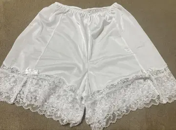 세모아 브라이덜 이너 플레어 팬티 M 플레어 팬츠