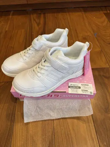 문스타 스프링 치카라. 24.5cm