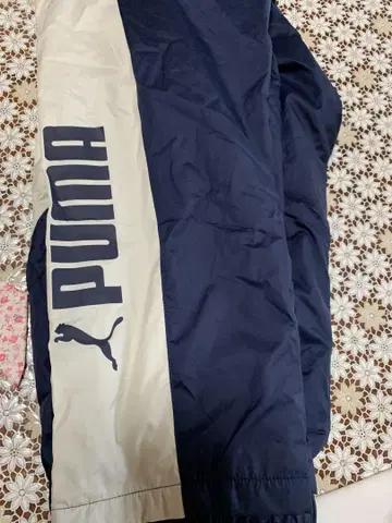 PUMA 로고 네이비 베이지 저지 (L 사이즈)