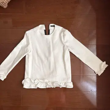 YOKO CHAN 화이트 프릴 긴팔 상의