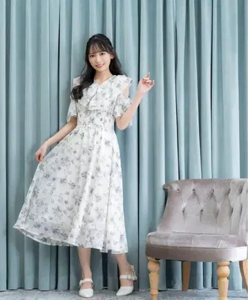 evelyn 어깨 트임 프릴 OP
