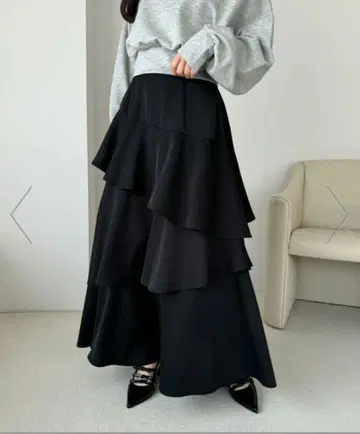 NICE CLAUP 티어드 롱 스커트