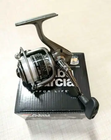 아부가르시아 카디날 3 STX 2500MSH
