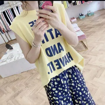 mite logo no sleeve tee 새상품