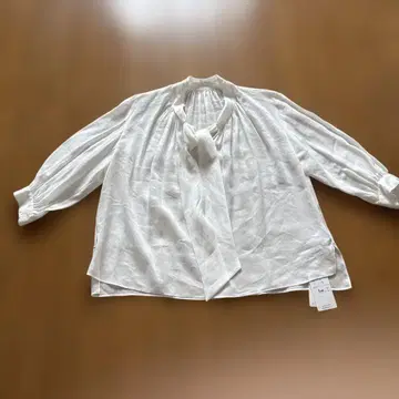 Ballsey 화이트 리본 블라우스
