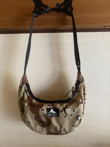 그레고리 구 로고 숄더 USA제