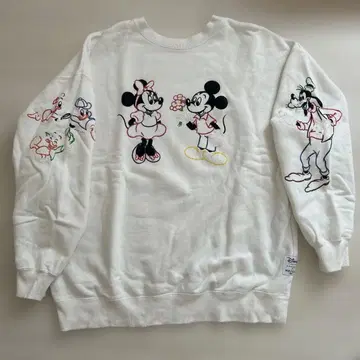 moussy 디즈니 트레이너