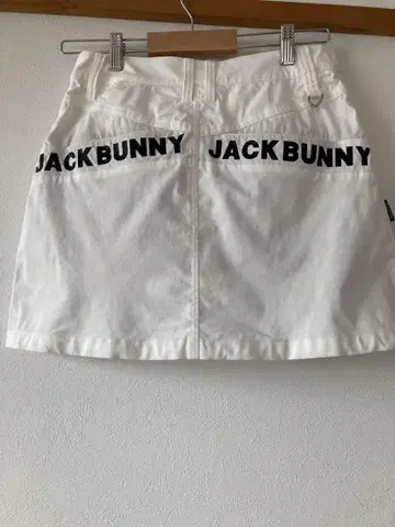 JACK BUNNY 화이트 스커트