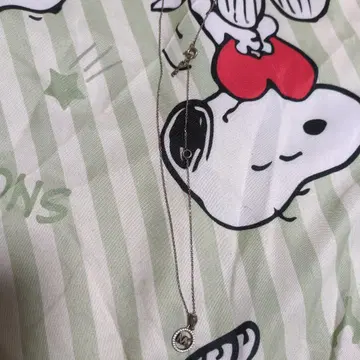 Michael Kors 로고 목걸이