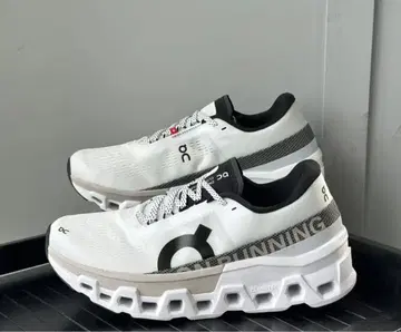 [무료배송] ON 온 클라우드몬스터2 화이트/블랙