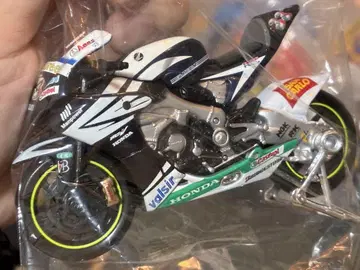 Maisto 마이스토 MotoGP RC212V 1/18 마르코 멜란드리